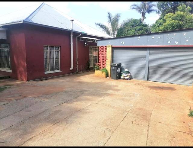 4 BEDROOM HOUSE FOR SALE IN KENSINGTON